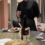 紅毛港海鮮餐廳 - 担当してくれた女性、良い