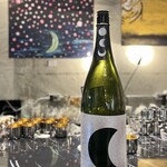 美術館の様な日本酒BAR Bi Bi Bi - 