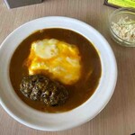 カレーショップキング - オムハンバーグカレー