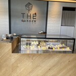 THE GARDEN cafe&sweets - ♢ショーケースよケーキ