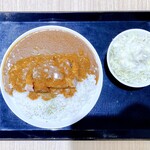 豚と卵のうまい店 ブタたま マ・メゾン - 料理写真:厚切り豚のポークカレー　858円