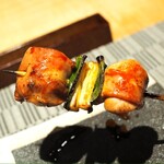 一六四 三上ル - 串、もも肉