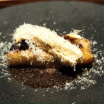 一六四 三上ル - 地鶏のパートフィロ焼き　松茸とともに