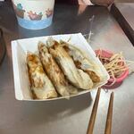 永和豆漿 - グオティエ４０台湾ドル。
            
            日本で言う棒餃子、これも２人でシェアして朝食に替えました。