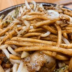 Okonomiyaki Teppanyaki Hinaya - 茹で麺なので もっちりしてない