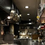 イタリアン・ビストロ・ヒライ - 魅惑の厨房