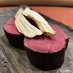 御料理 寺沢 - 鹿肉のフィレ肉の備長炭焼に焼松茸