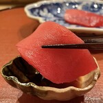 御料理 寺沢 - メバチ鮪の中トロを割醤油とともに