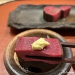 御料理 寺沢 - 特製のタレと山葵と味わいます