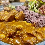 渡辺料理店 - 今回は仔羊肉をソテーして煮込んだ豪華ヴェージョン　優しい味わいで食後のデザートですｗ