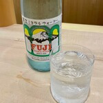 澤田 - ミネラルウォーター