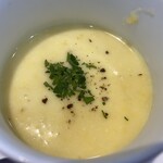 肉と野菜の農家イタリアン アリガト - トウモロコシスープ