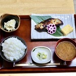 Yaki Zaka Nase Mmon Tai Chi Shoku Dou - 銀だら西京定食