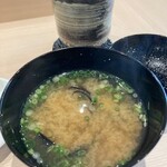 成戸鮨 - 本物のしじみ汁