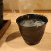 圍爐裏與地酒 大和乃山賊 - 富乃宝山(ロック) 749円(2023年10月)