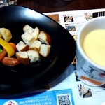 湯島天神横ラクレットグリル チーズ料理＆スイスワインのお店 - 
