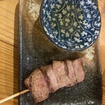 立川やきとん - レバーを頼んでおります。