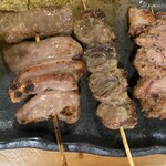 立川やきとん - ズームアップ！　はらみ、はつ、カシラ