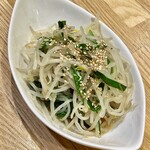 かつぎや - 韮ともやしのナムル　ワイフのリクエストです