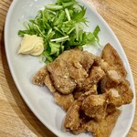 かつぎや - 定番のおつまみ排骨　担々麺をしめに食べないことも想定して先に食べておきますｗ