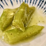 焼鳥 せきね - 万願寺唐辛子にはホワイトバルサミコ　酸味にこだわる関根さんです