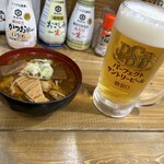 Ushinouka Chokuei Ushinikomi Isodaya - 煮込み(390円)＋生ビール(350円)