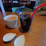 Nikaino Chikin Raisu - タイミルクティー　　 アイスコーヒー