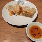 ちゃあしゅうや 亀王 - 餃子