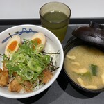 松屋 - ルーローハン630円