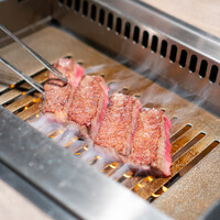 焼肉うしごろ 池袋店 - 厳選厚切りハラミ 本わさび