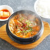 本格炭火網焼き　焼肉レストラン大日亭 - 料理写真:女性に大人気！辛さの中に旨味を凝縮した本格的な韓国スンドゥブチゲです。
