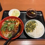 刀削麺 西安飯荘 - 