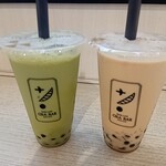 パール レディ チャ バー - ドリンク写真:ほうじ茶ミルクティーとなんか