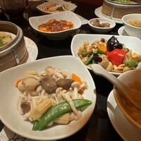 廣東料理 民生 ヒルトンプラザウエスト店 - 