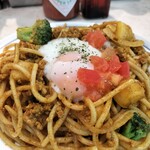関谷スパゲティ EXPRESS - キーマカレーは半熟卵入り