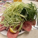 ねぎたん塩・焼肉・お食事 ジャン高山 - ネギ（青と白）タン塩