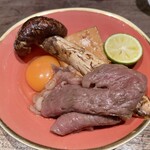 鳥茂 - 牛すき焼き 松茸 豆腐 実山椒