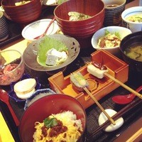 豆富料理と吟醸せいろ蒸し 八かく庵 大阪ステーションシティ店 - 