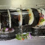 Hokkaido Sushi Roll - 北海道サーモンいくら巻き