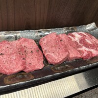 東京食肉市場直送 肉焼屋 D-29 広尾店 - 