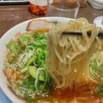 来来亭 - 麺は細麺