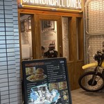 CANNONBALL DINER - お店の入口