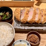 とんかつ ひこのや - 