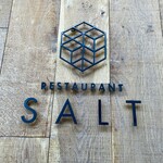 RESTAURANT SALT - 抑制された格好良さのあるレストラン