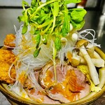 Chouan Toushoumen - 土鍋の肉団子入りマーラー煮込み