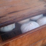 武夷 點心舗 - 伺った時はやや蒸かし気味でしたが、巨大なのは確かです☆