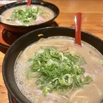 豚旨 うま屋 ラーメン - 