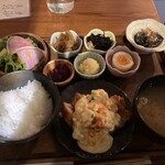 Yakitori & Tapas トリウオ - 