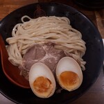 三田製麺所 - 豚骨魚介つけ麺８８０円＋玉子チャーシューセット２００円
