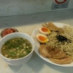 らーめん士風館 - つけ麺